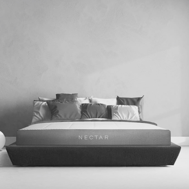 Nectar Mattress mono (1)